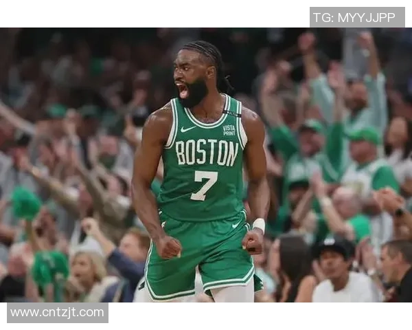 杰伦布朗的崛起之路：从新秀到NBA超级明星的奋斗历程